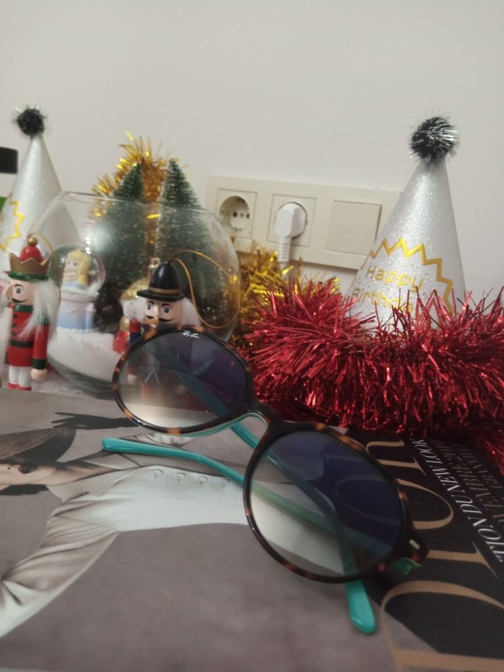 Renkli Şeffaf Kadın Güneş Gözlüğü - Görsel 2