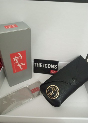 Ray-Ban Siyah Parlak Kadın Güneş Gözlüğü - Görsel 3