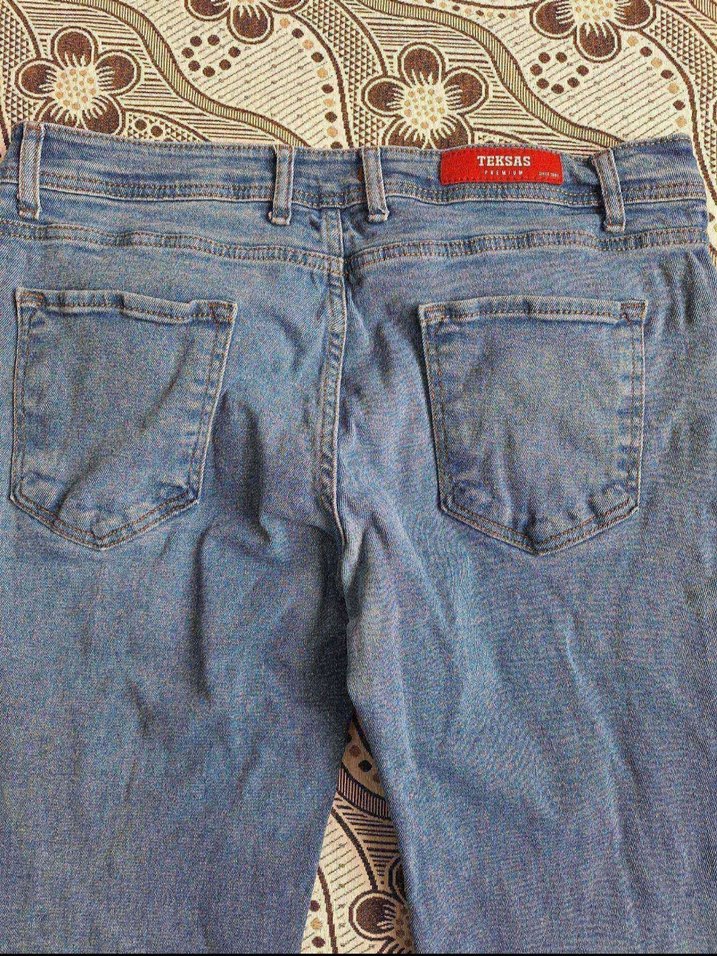 Düğmeli Bağlama Desenli Erkek Kot Pantolon - Görsel 4