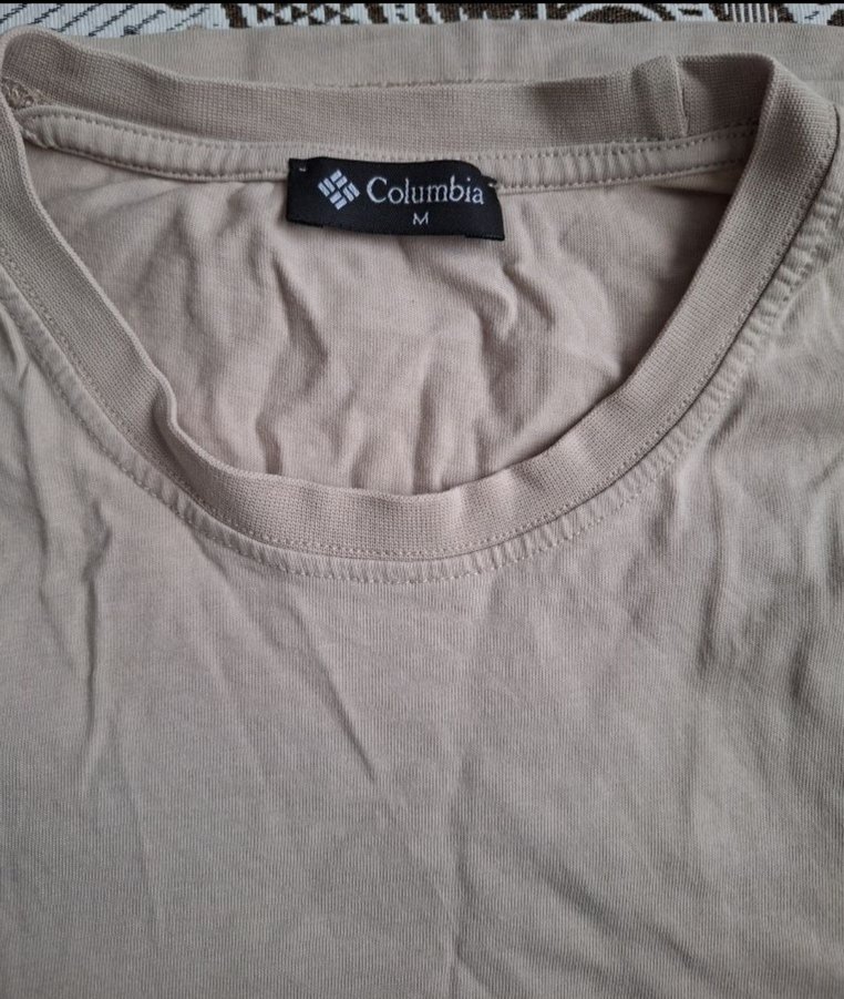 Columbia Erkek Bej Kısa Kollu Tişört - Görsel 2