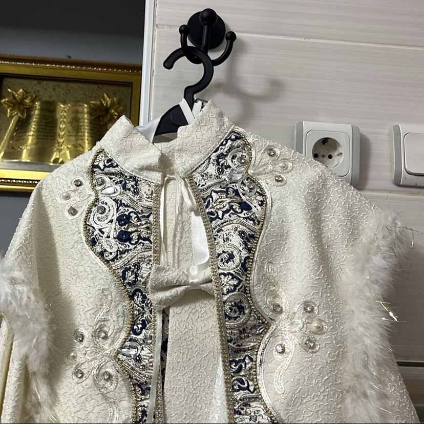 Beyaz Kürklü Etnik Desenli Çocuk Takımı - Görsel 2