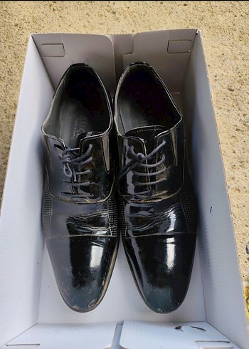 Siyah Parlak Erkek Klasik Ayakkabı - Görsel 2