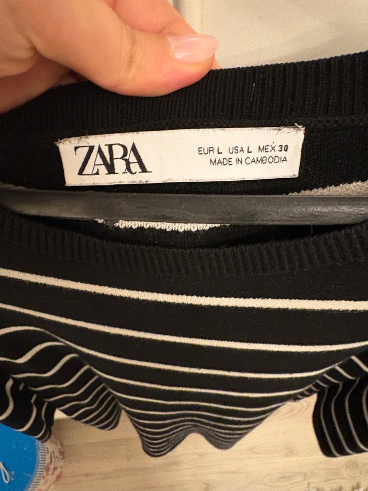 Uzun Kollu Çizgili Siyah Triko Kadın Kazak - Görsel 2