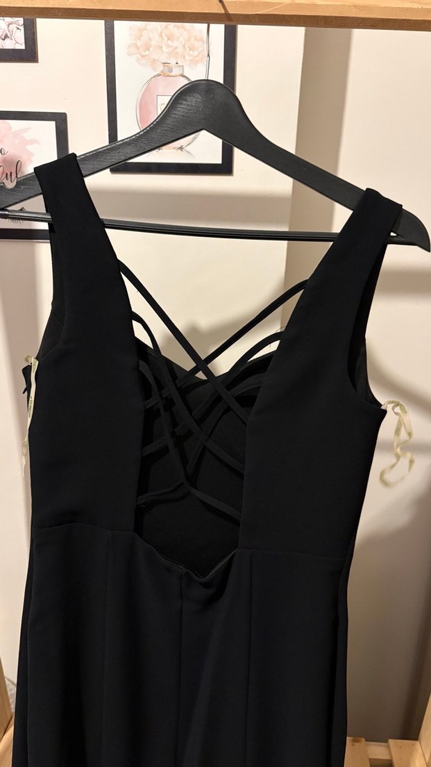 Siyah Uzun Sırt Dekolteli Abiye - Görsel 2