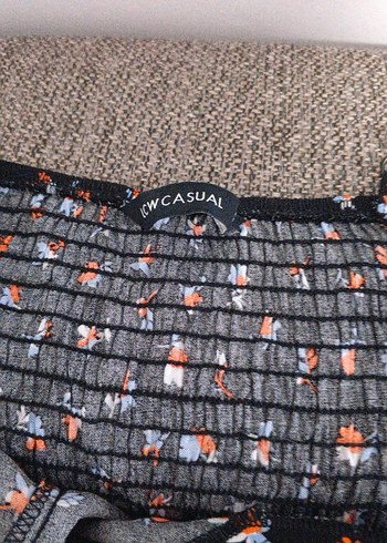 Kısa Kollu, V Yakalı Çiçek Desenli Kadın elbise - Görsel 4