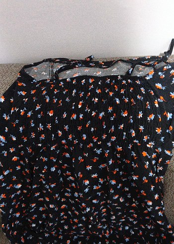 Kısa Kollu, V Yakalı Çiçek Desenli Kadın elbise - Görsel 3