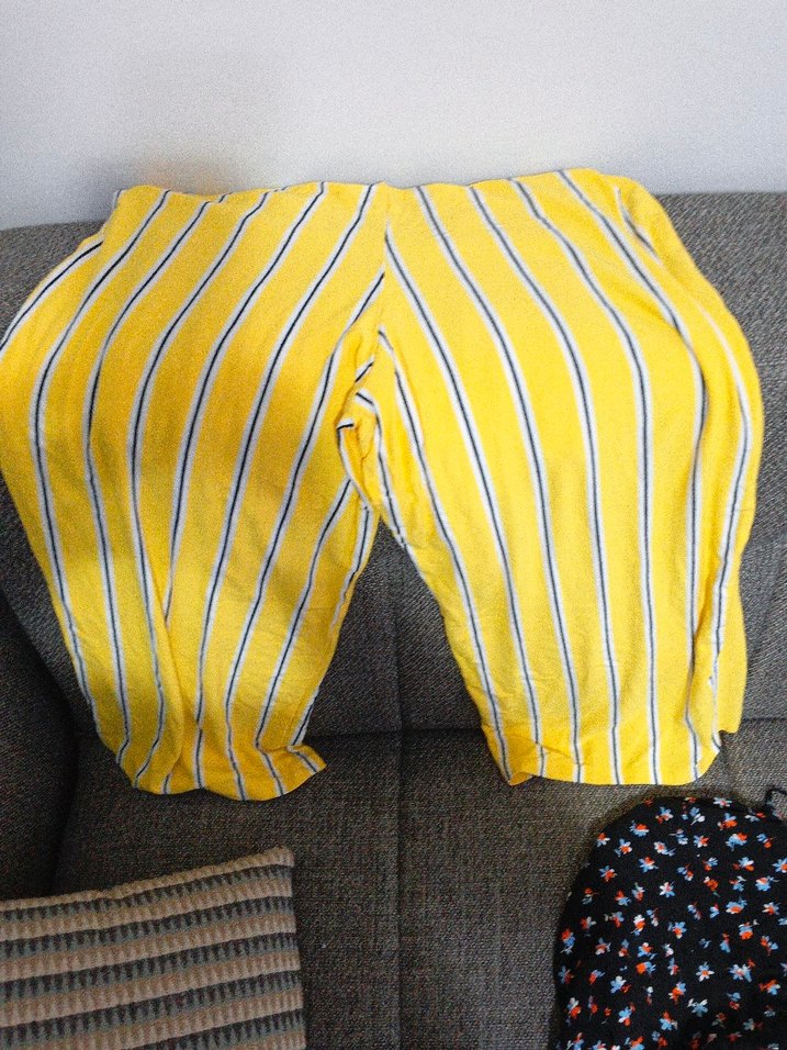 Sarı Gri Çizgili Bebek Slingi - Görsel 3