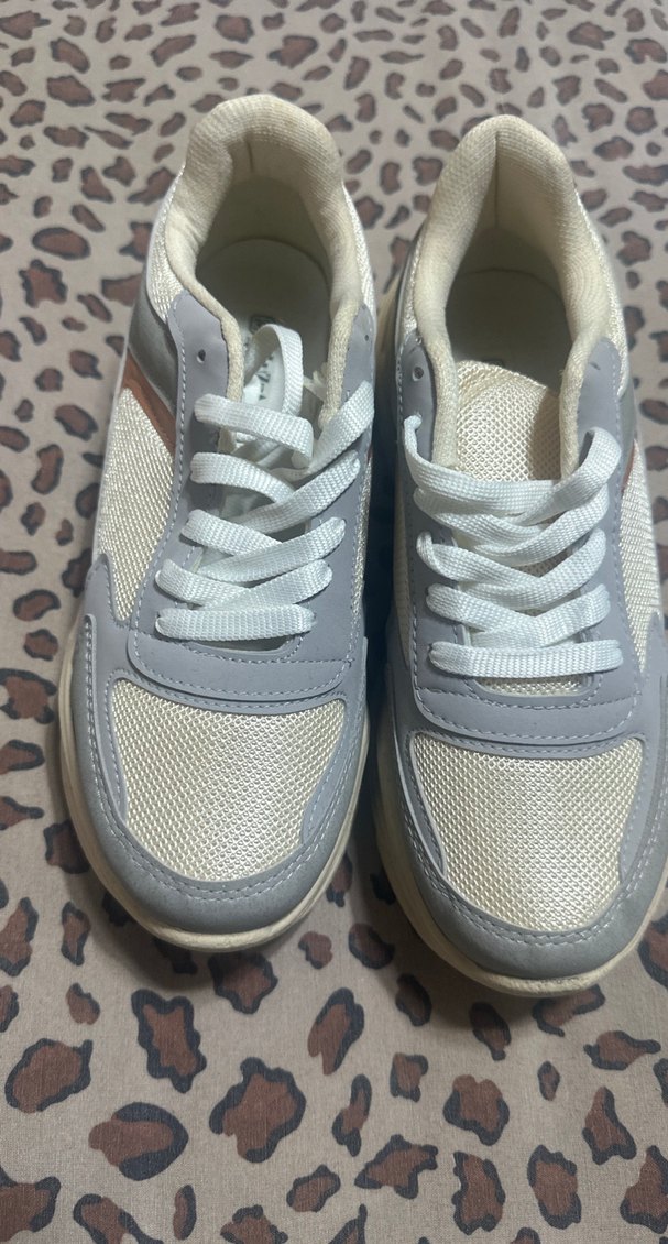 Gri Dolgu Topuklu Bağcıklı Kadın Spor Ayakkabı - Görsel 4