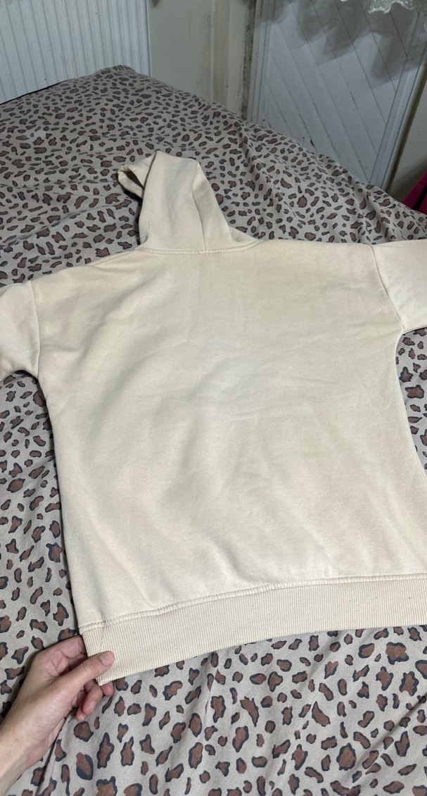 Beyaz Kapüşonlu Kadın Sweatshirt - Görsel 3