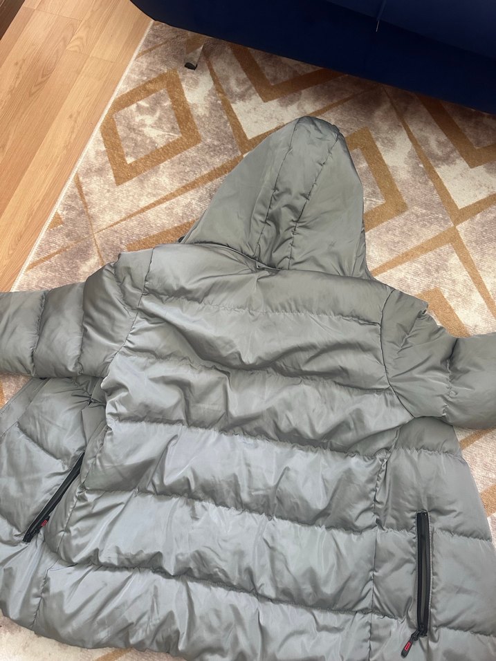 Erkek Gri Kapüşonlu Mont - Görsel 4