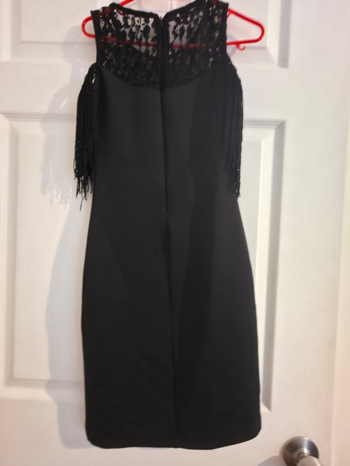 Siyah Püsküllü Abiye Elbise - Görsel 2