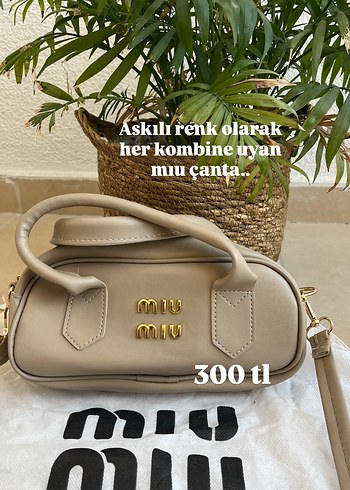 Siyah Deri Yılan Desenli Sırt Çantası - Görsel 4