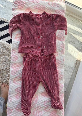 Bordo Nakışlı Örgü Bebek Kız Takımı - Görsel 2