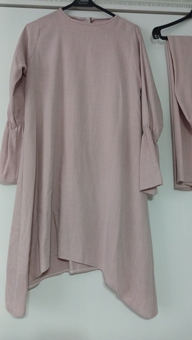 Uzun Kollu Bej Keten Tunik - Görsel 3