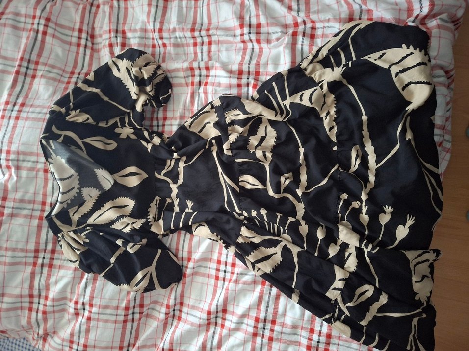 Siyah Desenli V yaka bol balon kol elbise - Görsel 2