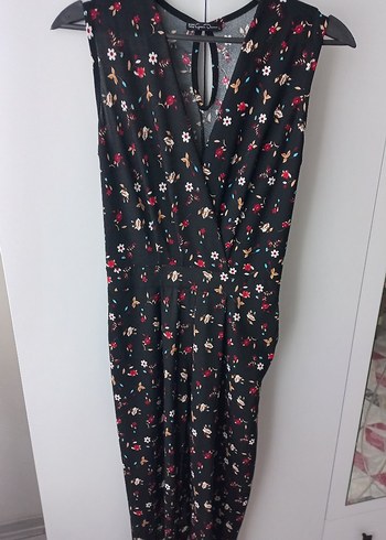 Çiçek Desenli V Yaka cepli tulum L beden - Görsel 3