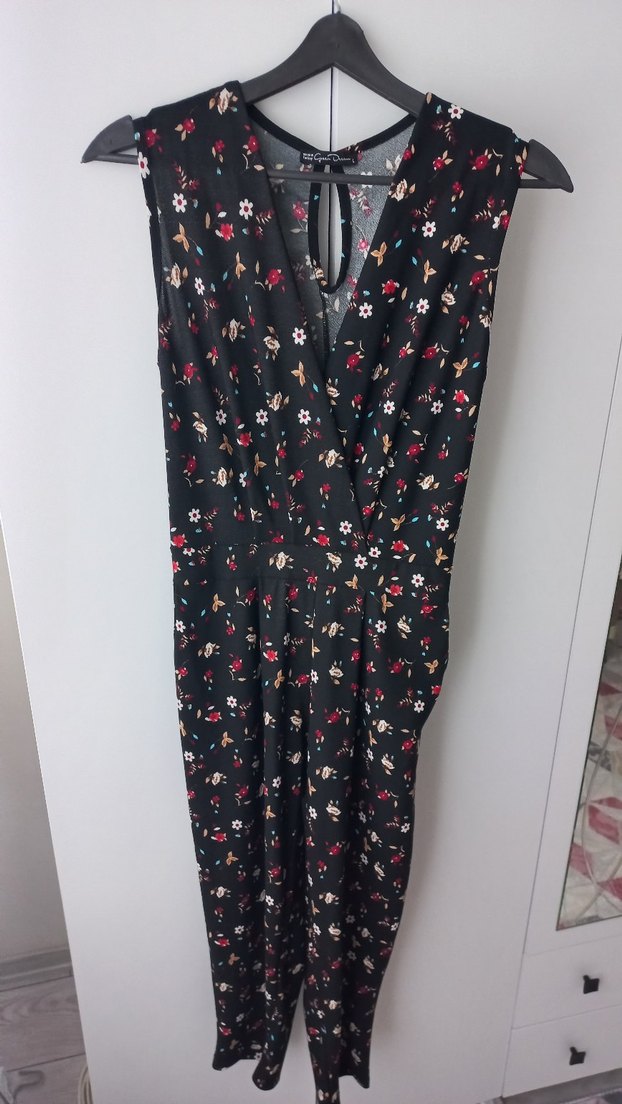 Çiçek Desenli V Yaka cepli tulum L beden - Görsel 3