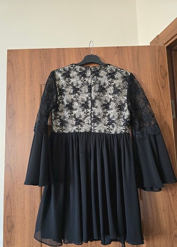 Dantel İşlemeli Siyah Uzun Kollu Gotik Abiye - Görsel 2