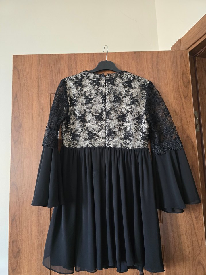 Dantel İşlemeli Siyah Uzun Kollu Gotik Abiye - Görsel 2