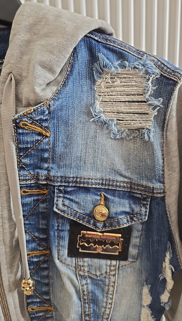 Gri Kapüşonlu Kadın Denim Ceket - Görsel 3