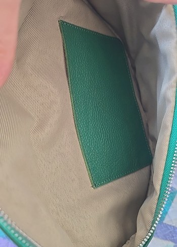 Yılan Desenli Yeşil Çanta - Görsel 5