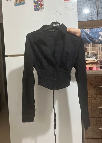 Siyah V Yakalı Gotik Kesim Keten Gömlek - Görsel 2