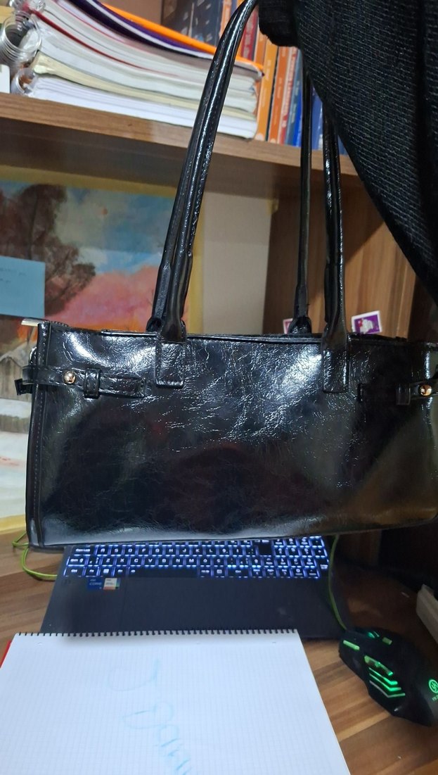 Siyah Deri Tokalı Kadın Ofis Çantası - Görsel 2