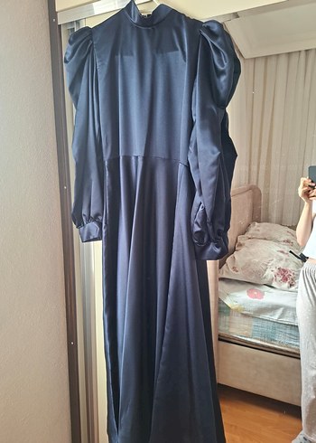 Uzun Lacivert Tesettüre Uygun Abiye - Görsel 5