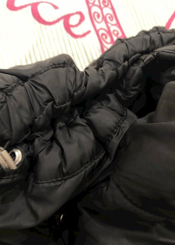 Kadın Siyah Kapüşonlu Kışlık Mont - Görsel 7