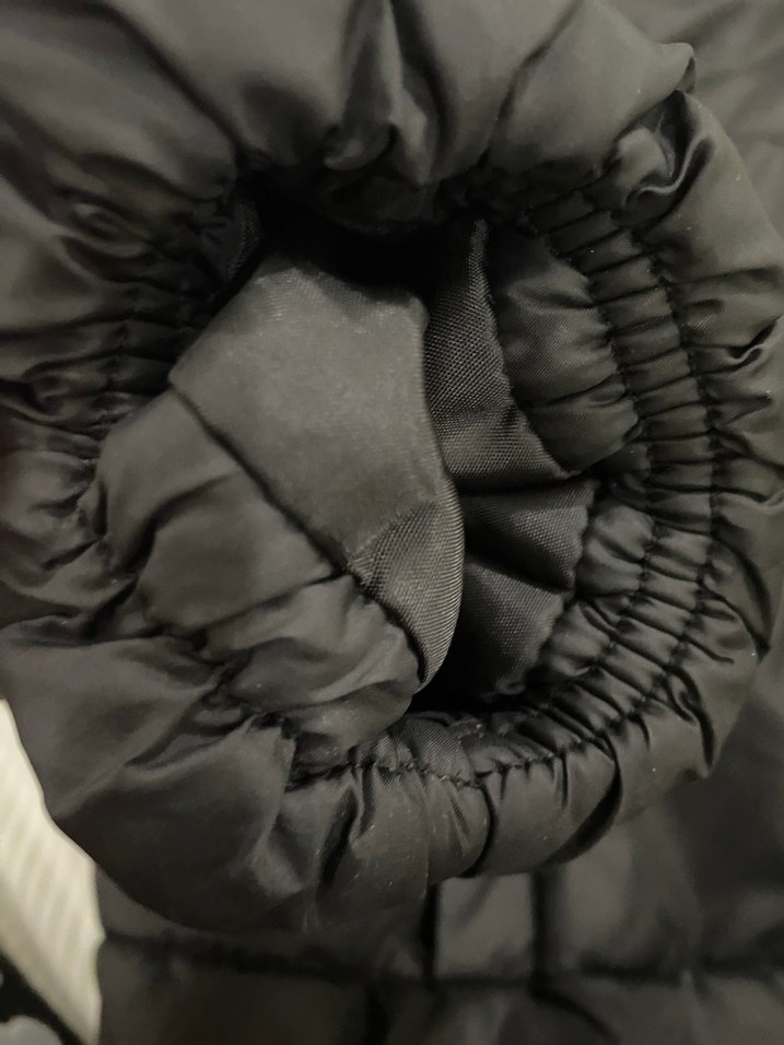 Kadın Siyah Kapüşonlu Kışlık Mont - Görsel 3