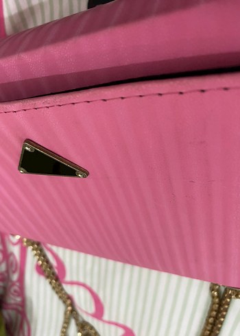 Pembe Yılan Desenli Zincir Detaylı Kadın Çanta - Görsel 2