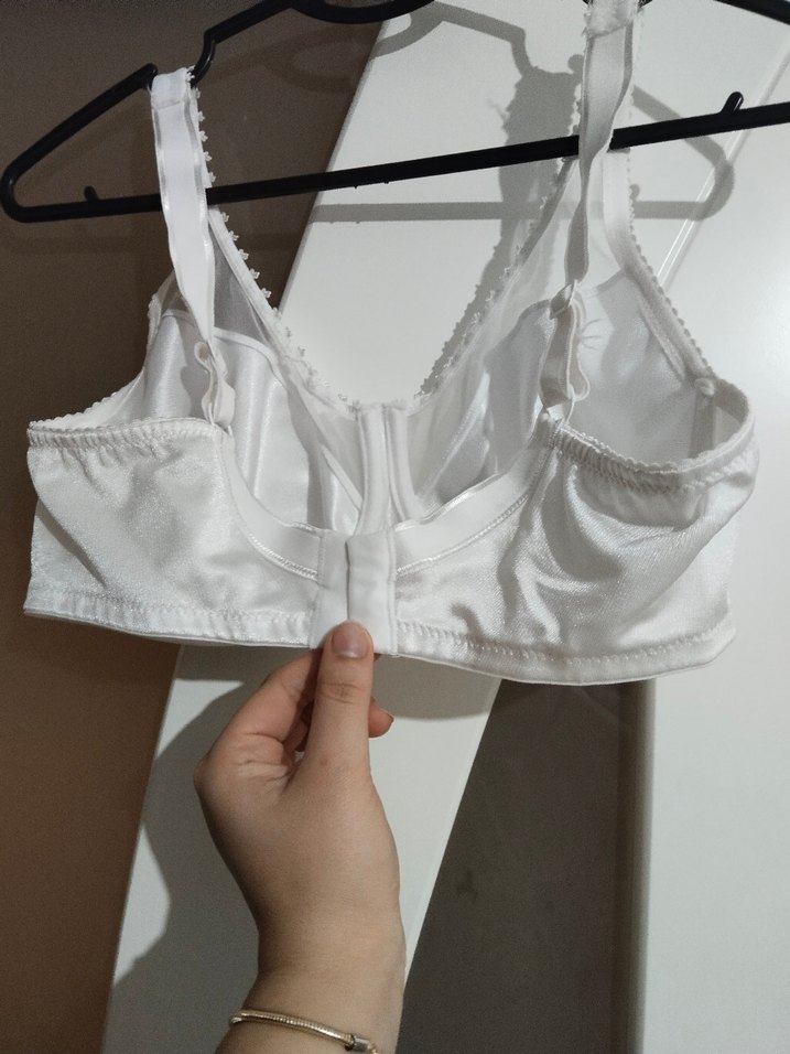 Beyaz Saten Görünümlü Basic Sütyen 85C cup - Görsel 2