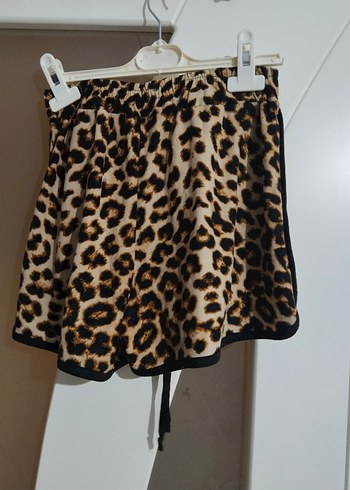 Leopar Desenli Kısa Kadın Şort S-M - Görsel 2