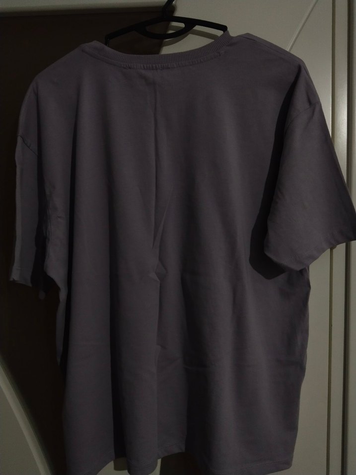 Baskılı Mor Oversize Tişört, Bol Kesim, Kısa Kollu S-M-L uyumlu - Görsel 2