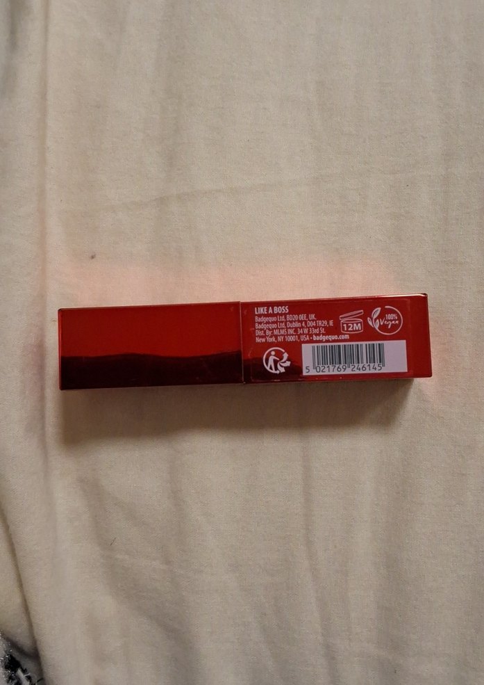 Teknik Koyu Kırmızı Ruj - Görsel 2