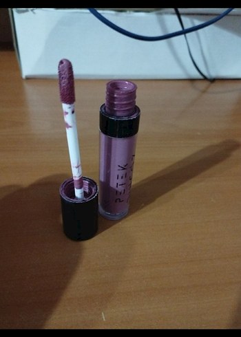 Pastel Likit Mat Ruj - Görsel 3