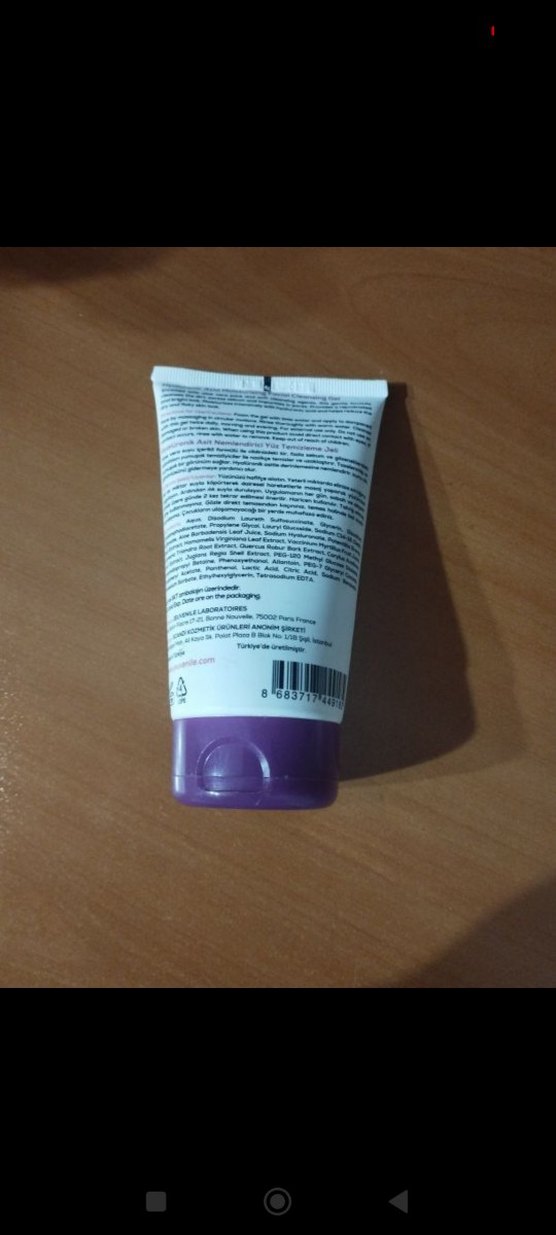 Jeuvenile Hyaluronik Asitli Yüz Temizleme Jeli 150ml - Görsel 2