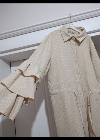 Bej Uzun Kollu Fırfırlı Keten Kadın gömlek - Görsel 2