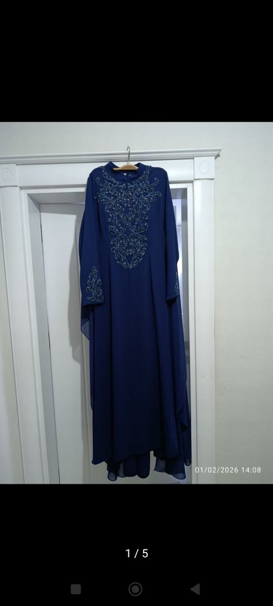 Mavi İşlemeli Uzun Abiye Elbise - Görsel 2