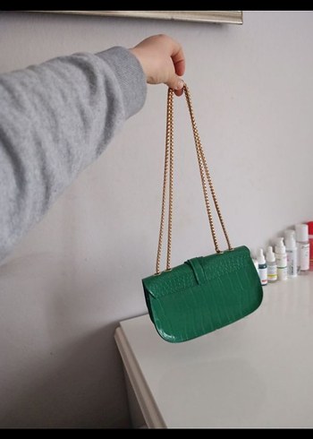 Yeşil Parlak Deri Kadın Çanta - Görsel 3