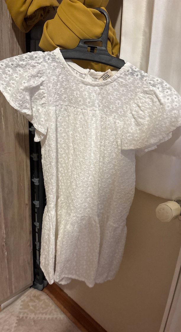 Beyaz dantelli astarlı elbise - Görsel 2