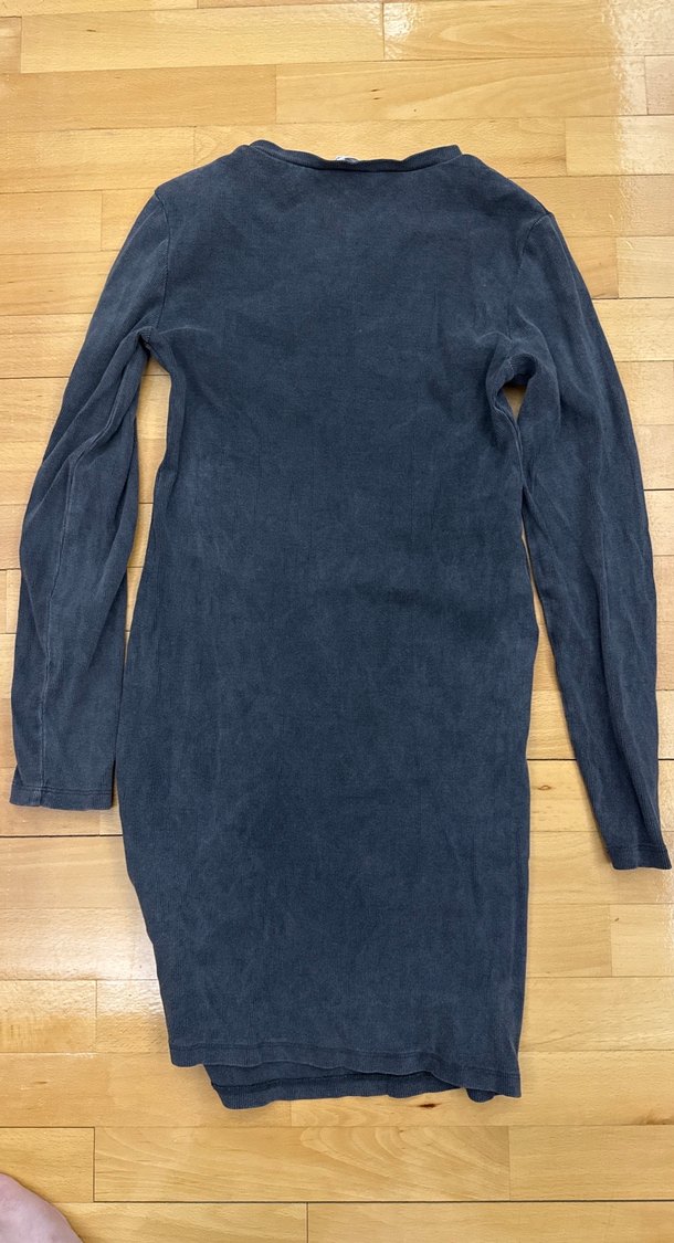 Gri Uzun Kollu V Yakalı Baskılı Elbise - Görsel 2