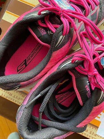 37,5 Beden pembe Renk Skechers spor ayakkabı