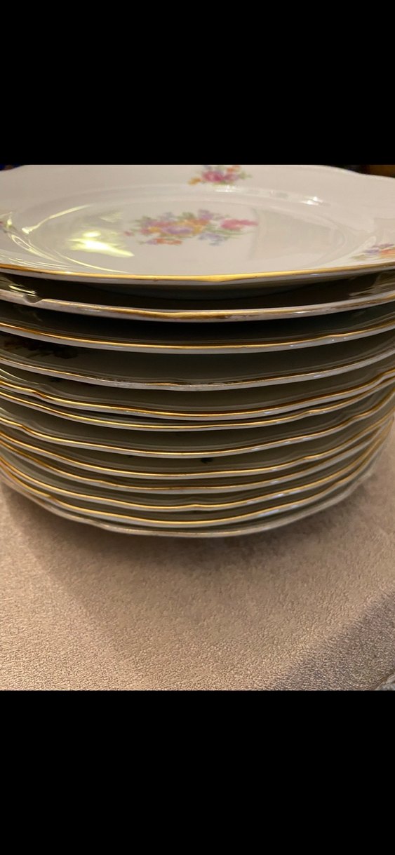 Pastel Çiçek Desenli Beyaz Porselen Tabak - Görsel 2