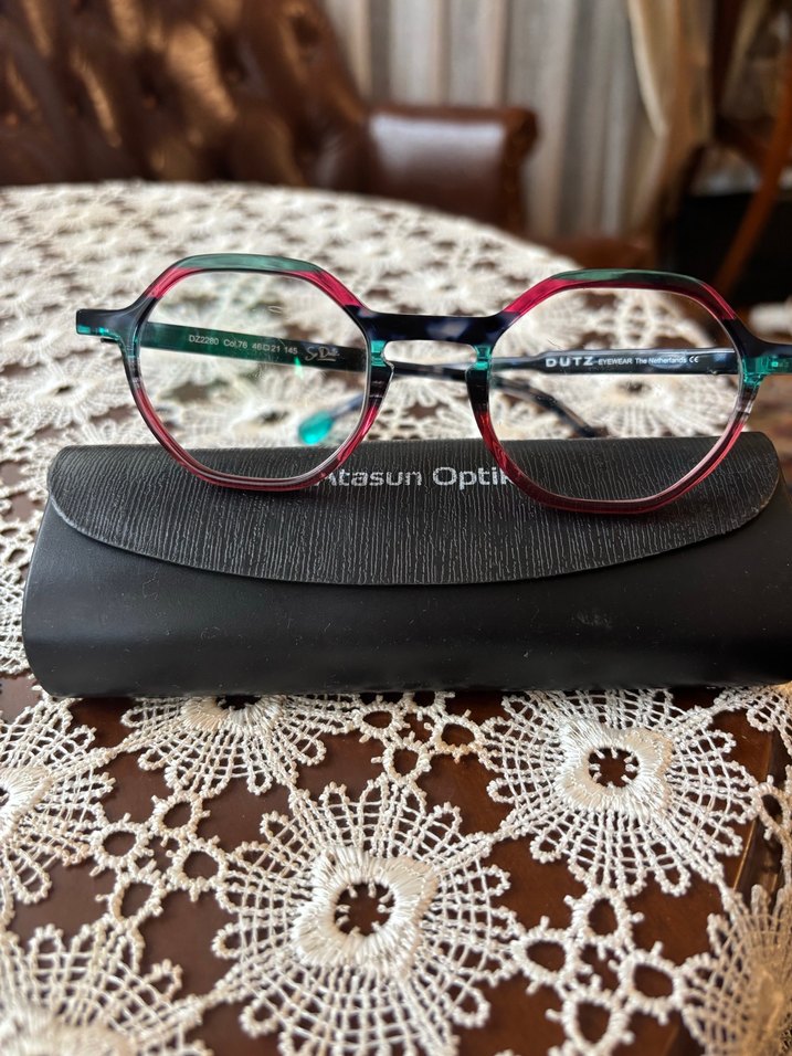 Parlak Çok Renkli Kadın Gözlüğü - Görsel 2