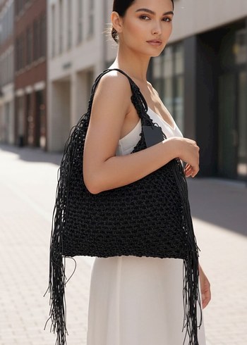 Püsküllü Siyah Örgü Bohem Kadın Çanta - Görsel 2