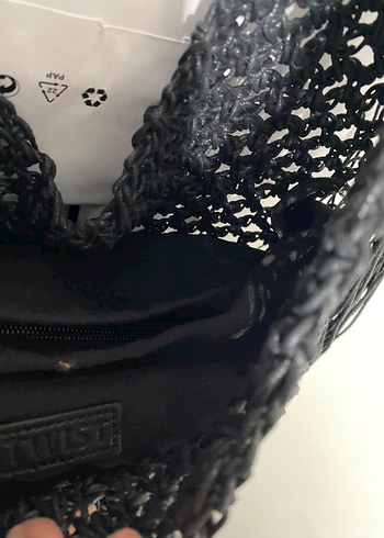 Püsküllü Siyah Örgü Bohem Kadın Çanta - Görsel 4