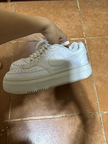 38 Beden Nike yüksek tabanlı spor ayakkabı