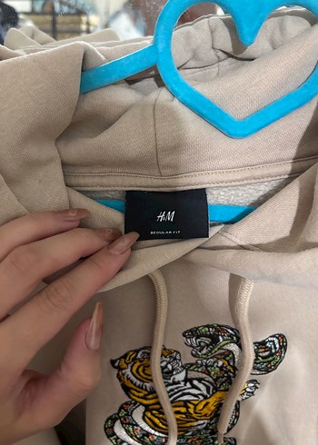 Bershka Kapüşonlu, Uzun Kollu, Baskılı Gri Sweatshirt