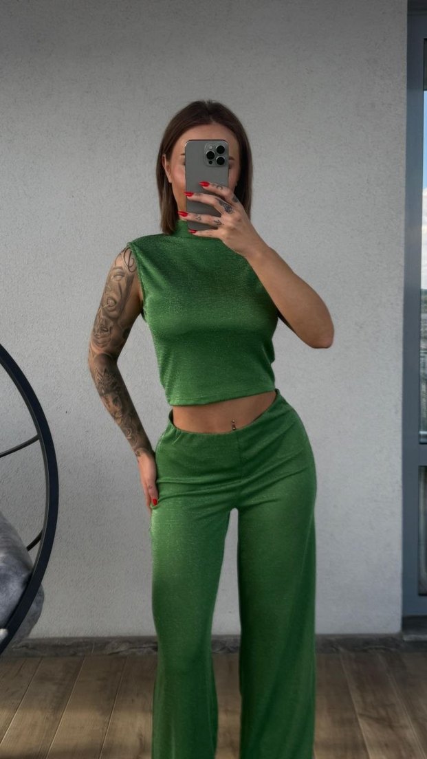 Parlak Yeşil Regular Fit Kumaş Pantolon bluz  takim - Görsel 3